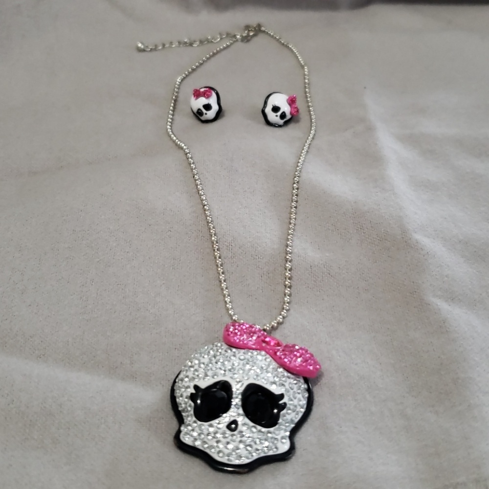 Monster High Skull Necklace